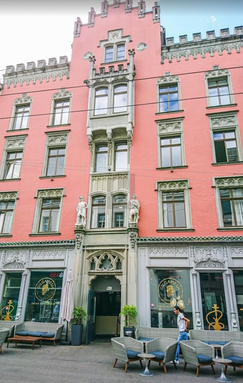 MODERN AN TOP LAGE 4