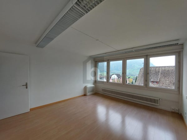 TOPLAGE - PERFEKT FÜR PRAXIS & THERAPIE 4