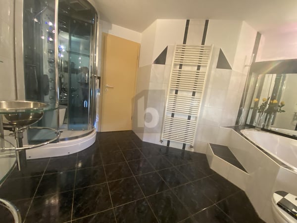 OASE DER STILLE UND KREATIVITÄT 5