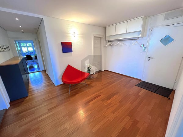 NOBLE BÜRORÄUME IN VILLA 2