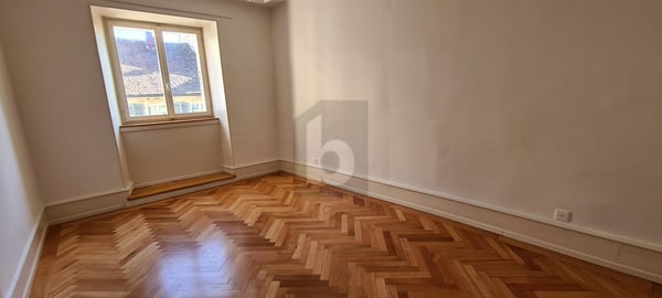 GRAND POTENTIEL IDÉALEMENT SITUÉE 4