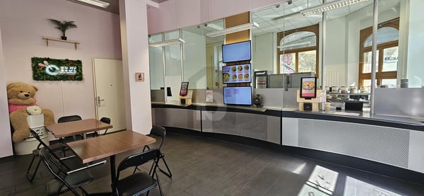 EN PLEIN CENTRE VILLE IDÉALEMENT SITUÉE 2