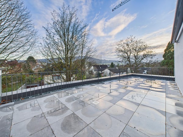 MINERGIE, MIT ZWEI TERRASSEN UND GARTENSITZPLATZ 5