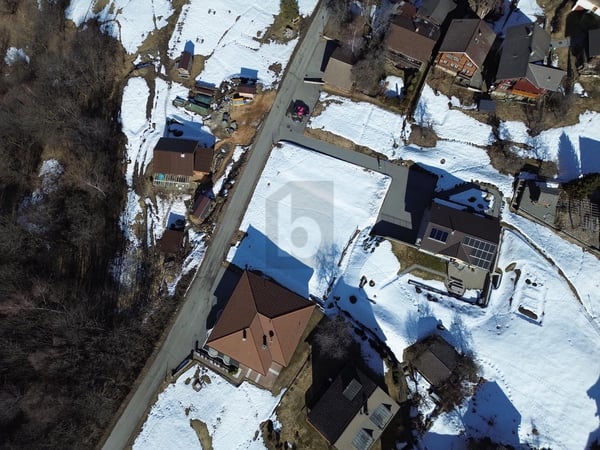 SONNIG UND RUHIG GELEGEN 3