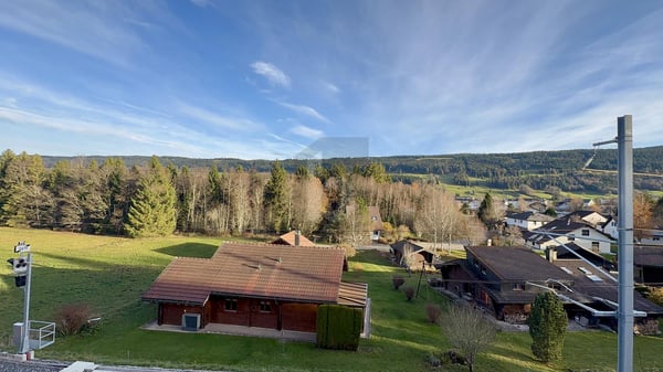 EN PLEIN CENTRE DU VILLAGE - NEUF 4