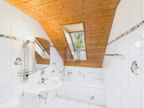 LÄNDLICH MIT TRAUMHAFTER WEITSICHT 4