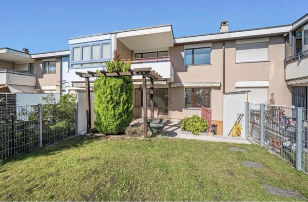 SONNIG UND MODERN MIT GARTEN 1