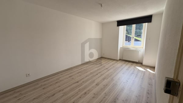 PROCHE DE LA GARE ET DES COMMERCES 3