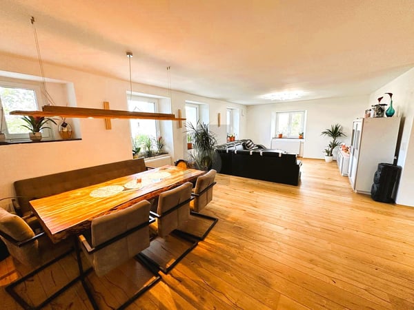 HOCHWERTIG KERNSANIERT, AN RUHIGER LAGE 3