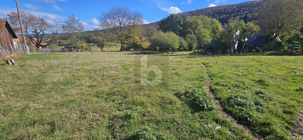 GRAND POTENTIEL SUR UN TERRAIN DE 2400 M²