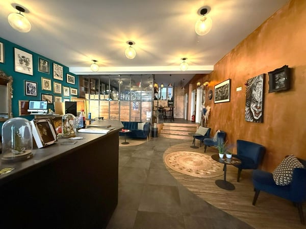 SPACIEUX ET TRÈS MODERNE 3