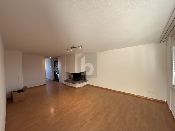 GEPFLEGT MIT CHEMINÉE UND SONNIGEM BALKON! 1