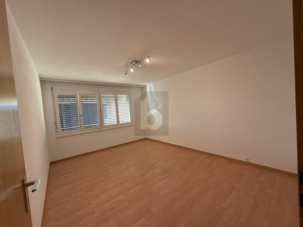 GEPFLEGT MIT CHEMINÉE UND SONNIGEM BALKON! 3