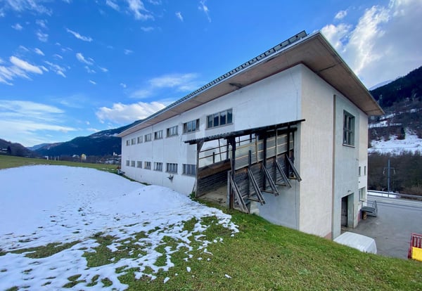 REITHALLE ZUR HÄLFTE IM MITEIGENTUM 1