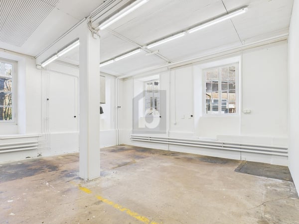 GROSSE FLÄCHE INKL. NEBENKOSTEN 3