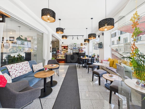 BISTRO ÜBERNEHMEN UND MORGEN STARTEN 1