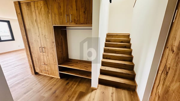 EXKLUSIV UND MODERN MIT PANORAMANBLICK 5