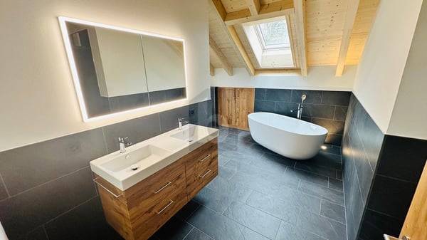 EXKLUSIV UND MODERN MIT PANORAMANBLICK 3