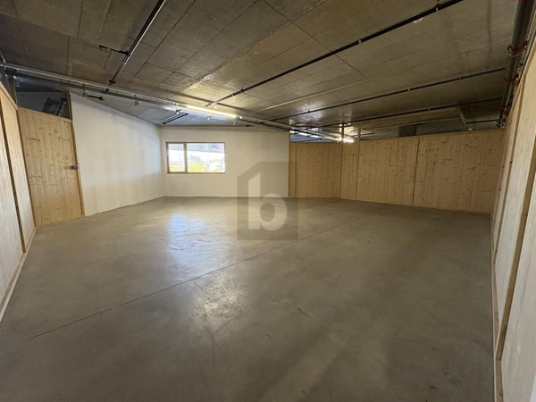 UN ENTREPÔT FACILEMENT ACCESSIBLE 2