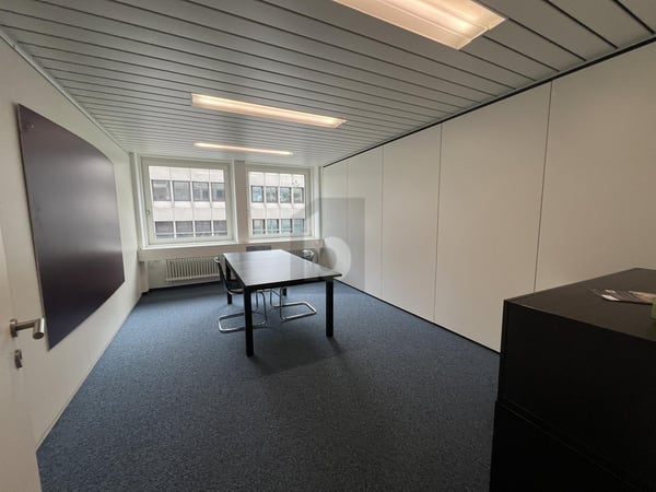 DYNAMISCH UND MODERN AN ZENTRALER LAGE 4