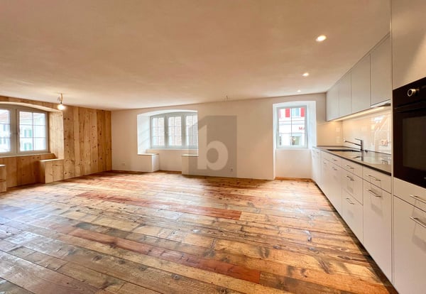 HISTORISCHER CHARME MITTEN IM ZENTRUM