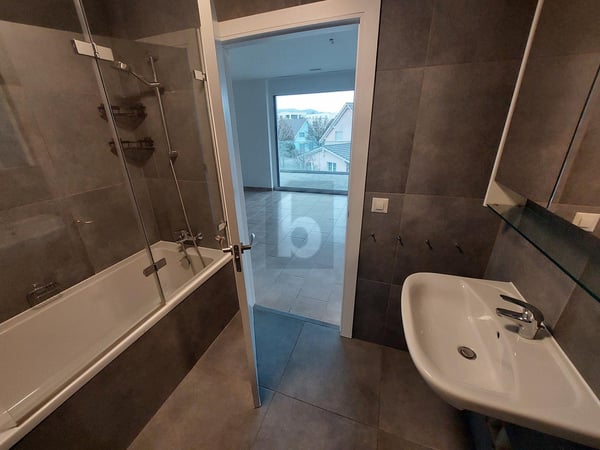 ZENTRAL UND LICHTDURCHFLUTET MIT 1 BALKONEN 4