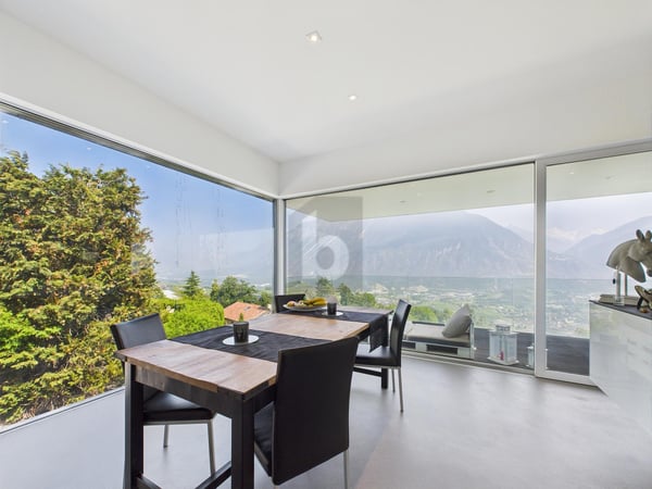 VILLA MODERNE AVEC PISCINE, SPA ET VUE 4