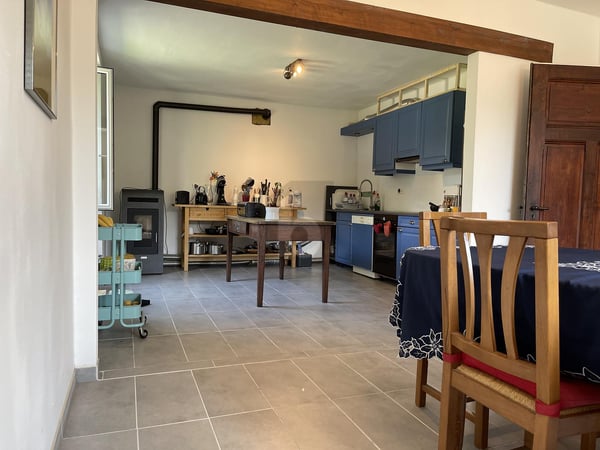 UNIFAMILIARE CON MONOLOCALE ANNESSO 1