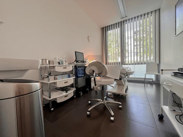 CABINET MEDICAL OU BUREAUX 3