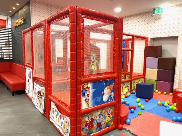 EMPLACEMENT IDÉAL - CLIENTÈLE ASSURÉE 4