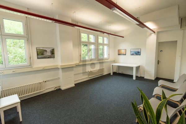 CHARMANT IN INSPIRIERENDER UMGEBUNG 2