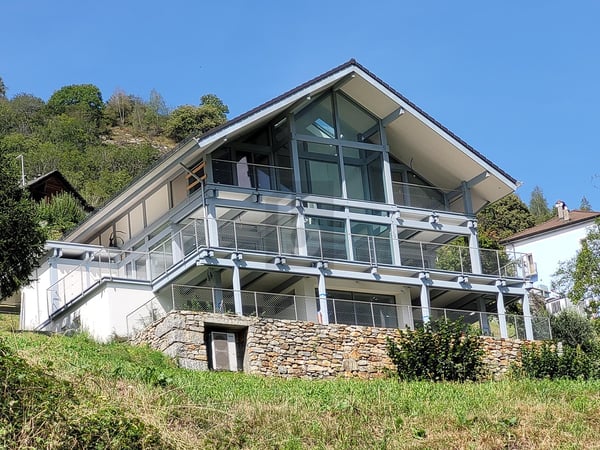 SPAZIOSA ED ELEGANTE CON VISTA MOZZAFIATO