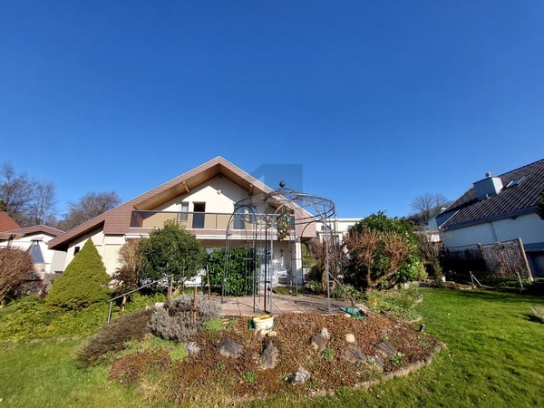 EIN ZUHAUSE FÜR GARTENFREUNDE UND NATURLIEBHABER 2