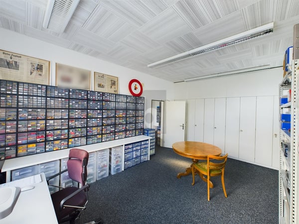 ZENTRAL UND PRAKTISCH 1