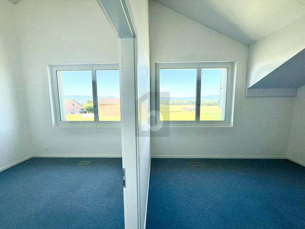 SPACIEUX ET CENTRAL 1