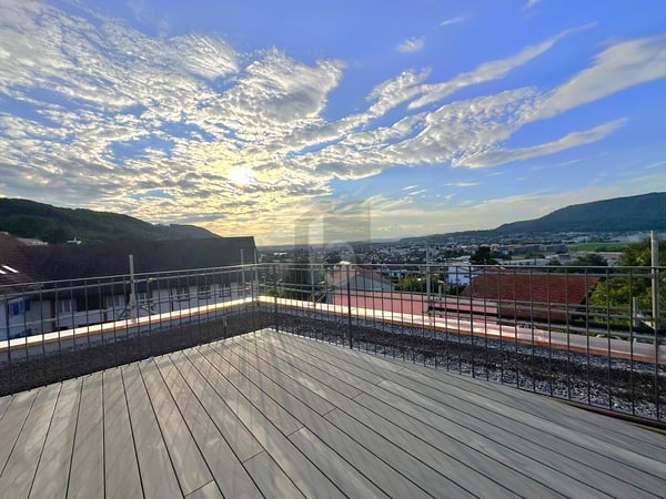 ERSTBEZUG MIT TRAUMHAUFTER WEITSICHT! 5