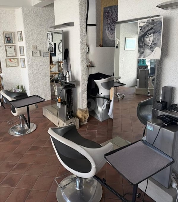 IN ZONA CENTRALE E STRATEGICA 4