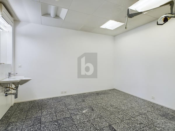 GROSSZÜGIG AN IDEALER LAGE 3