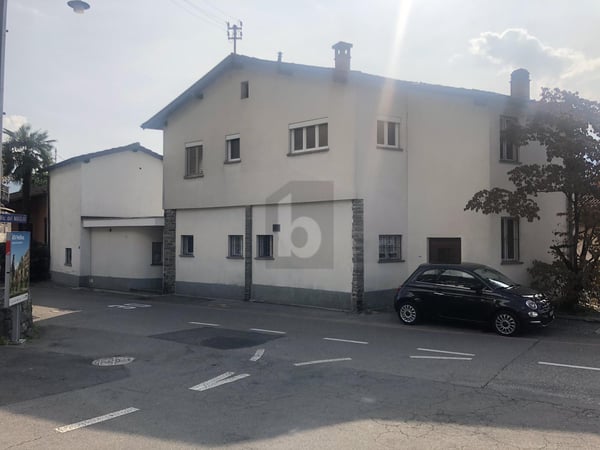 GRANDE PLURIFAMILIARE CON POTENZIALE 2