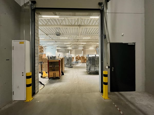 HELL MIT VIEL PLATZ 2