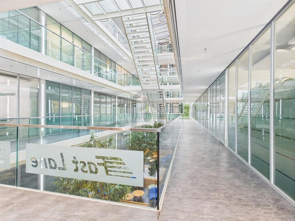 MODERN AN TOP LAGE 1