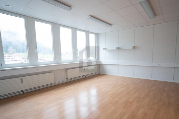 STEUER OPTIMIERTER STANDORT, AUSGEZEICHNETE LAGE! 4