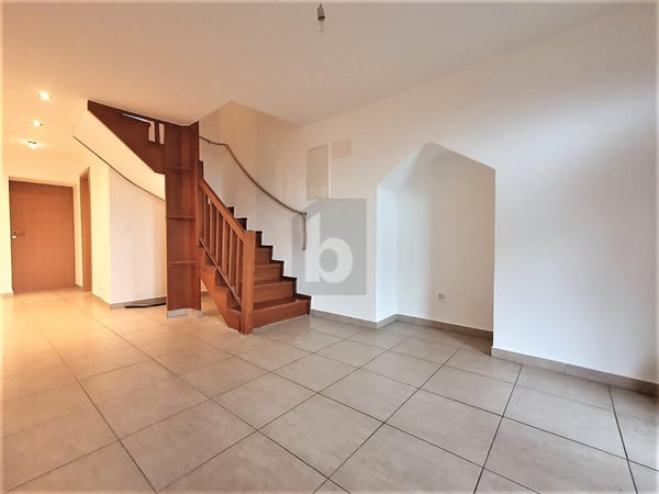 AU CALME, AVEC VUE SUR LE LAC 2