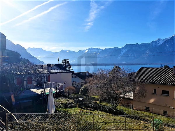 AU CALME, AVEC VUE SUR LE LAC 1