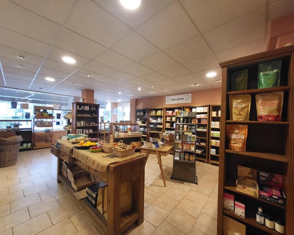 EPICERIE RENOVEE, MODERNE, SPACIEUSE, CENTREE 3