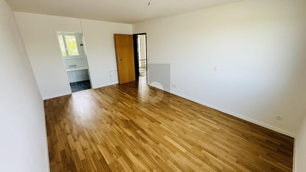 FAMILIENFREUNDLICH MIT SONNIGEM GARTEN! 4