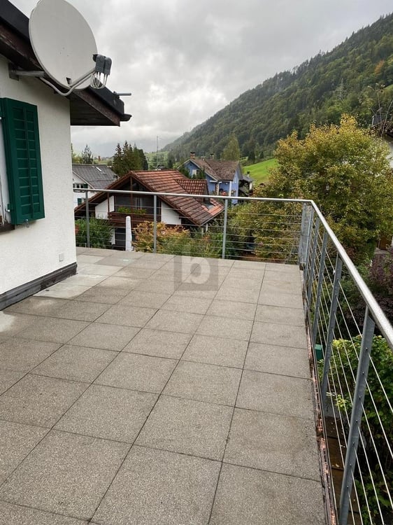 RENOVIERT MIT VIEL PLATZ FÜR DIE FAMILIE 4