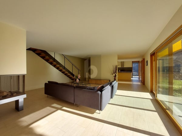 ELEGANTE E MODERNA 5