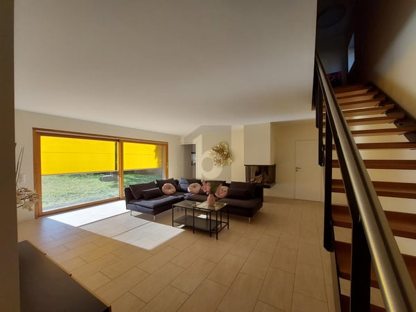 ELEGANTE E MODERNA 3