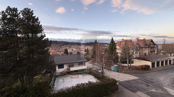 JOLIE VUE AU CALME 1